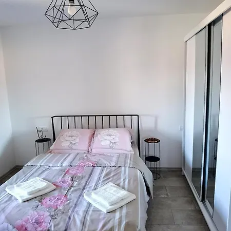 Apartment Nika *